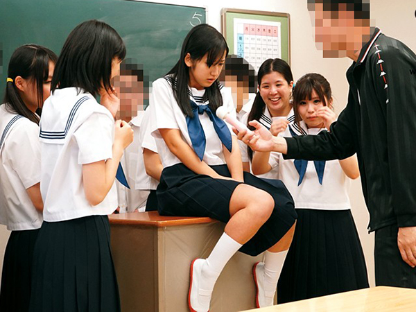 【鬼畜JKレイプ】「ねぇほんとにやだ！やめてぇぇぇぇぇ！」ロリ美少女JKを同級生達の前で公開子作り生ハメ中出し！
